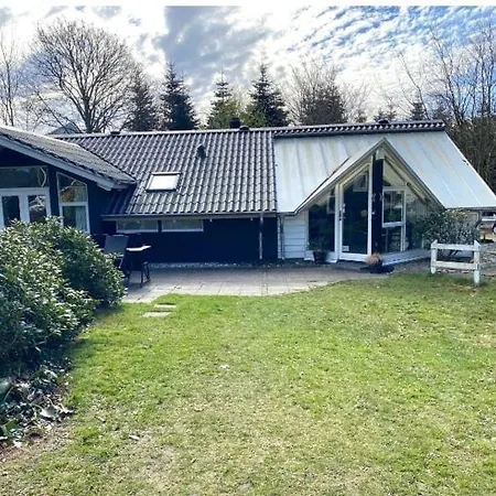Family With Sauna And Hot Tub Oksbøl