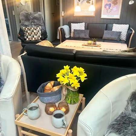 Family With Sauna And Hot Tub Vakantiehuis *