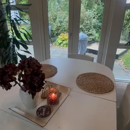 Family With Sauna And Hot Tub Nyaraló